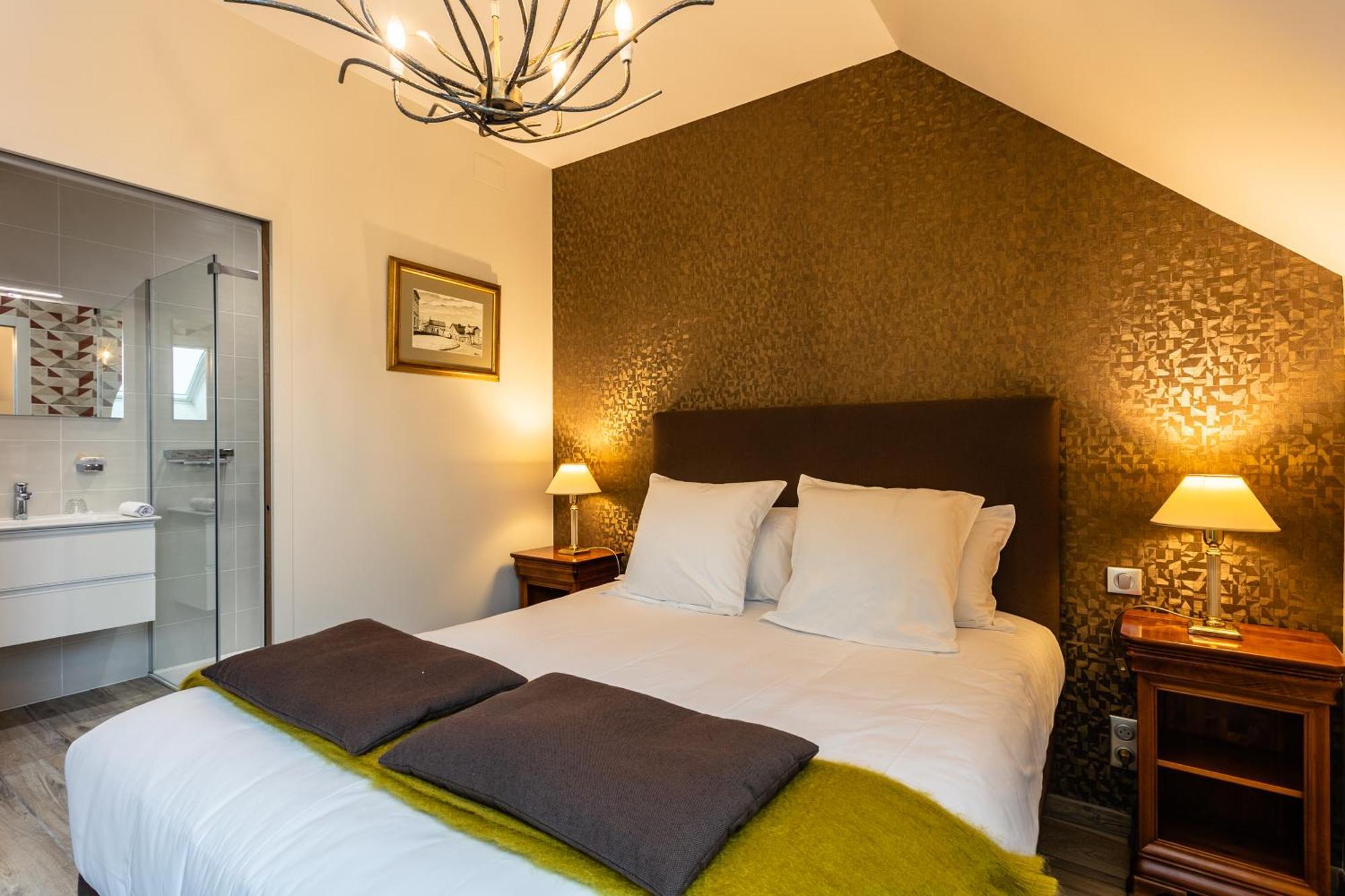 Les Enclos Secrets Livernon Room photo